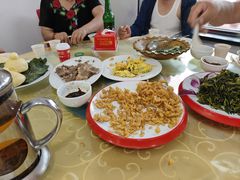 -华龙特色大骨鸡农家菜馆