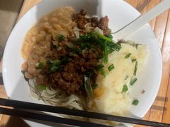 -周小波重庆小面·重庆名小吃(邹容路店)