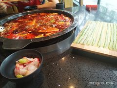 -渝宗老灶火锅(巴国城店)