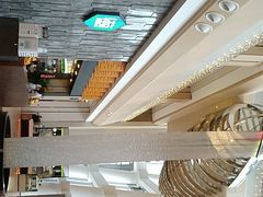 -懒人Club运动健身·运动康复·私教(三迪中心店)