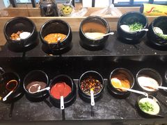 自助调料区-贰重天冰煮羊自助火锅(东坝店)