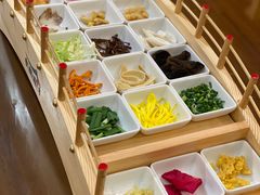 自助取餐区-香麒园·过桥米线·南湖雅宴
