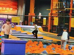 -Tenker Club弹刻极限主题公园 · 蹦床 · 团建 · 生日派对(大关店)