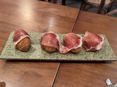 -Laures·月桂西班牙碳烤餐厅(十尚坊店)