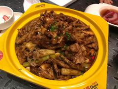 -多嘴超级肉蟹煲(吉林财富购物广场店)