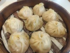 -馋三尺蟹粉小笼(人民广场店)