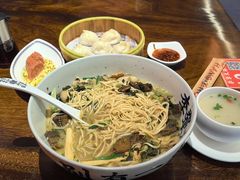 -李犟大爆鳝面·手工蟹黄包(湖滨西湖店)