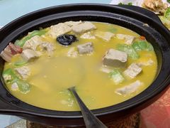 浓汤丝瓜豆腐-皇宫大酒店