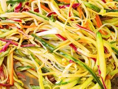 肉丝拌东北大盘菜-香融府·烤鸭·家常菜(马家堡路店)