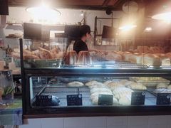 面包甜点陈列柜-仙峰天然面包(迎宾路店)