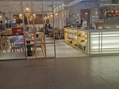 门面-正東记港味烧腊餐室(天鹅湖银泰城店)