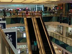 -宝龙城(杭州滨江店)