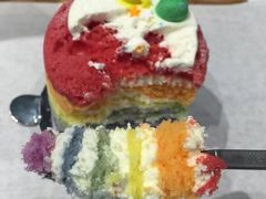 彩虹蛋糕-巴黎贝甜(常德路店)