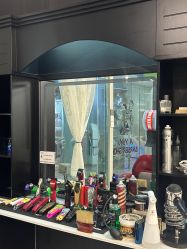 -老男孩男士理容馆·理发·烫染·修面