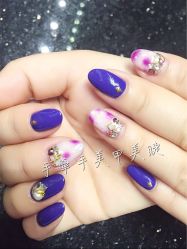 -手牵手美甲