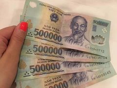 -胡志明新山一国际机场