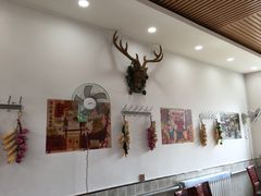 大堂-粘豆包柴火铁锅炖