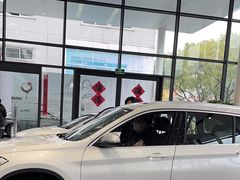 -上海宝信宝马4S店