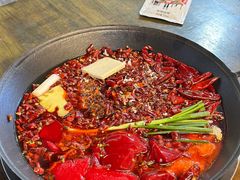 -黄潇洒老火锅(九眼桥宏济巷店)