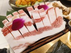 -盛辛巴·东北炭火烤肉(红山6979店)