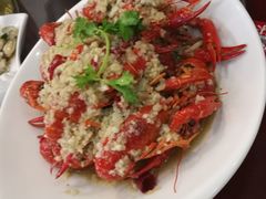 -扒虾小妹儿麻辣海鲜(宏图街店)