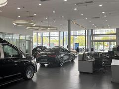 -杭州中升之星奔驰4S店(滨江店)