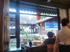 -绍兴老味道·非遗门店(银泰城店)