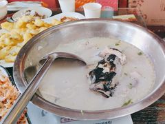 -雪湖煜辰鱼头老店(雪野湖店)