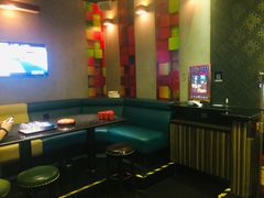 -K+全国连锁KTV(绿地缤纷天地店)