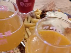-牛啤堂精酿啤酒餐吧(五棵松华熙店)