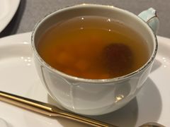 -左庭右院鲜牛肉火锅黑金店(陆家嘴中心店)