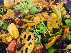-多呗辣麻辣香锅(万达广场店)