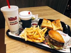 -The Habit Burger Grill 哈比特汉堡(爱琴海店)