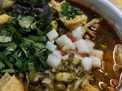 -丽丽三鲜螺蛳粉(田林路店)