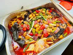 -鸣记脆皮烤鱼·海鲜烤鱼(三八广场店)