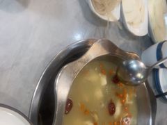 -光头药膳鸡(莱茵小镇店)