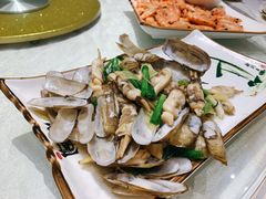 -启东海鲜人家(古美路店)