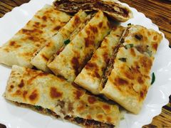 -溢心园香河肉饼总店