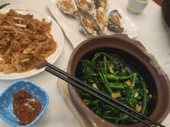 -五谷芳乳鸽王(海景店)