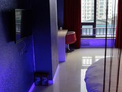 -天鹅恋主题酒店(光谷广场步行街店)