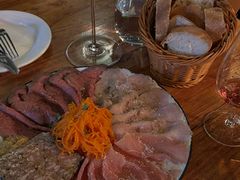 -羽深肉铺 Steak & Wine
