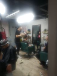 -木格造型美发