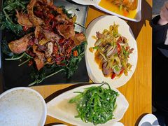 -隔壁老王·家常云南菜(花巷店)