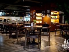 -JINNS锦时 steak&pizza(浸信会礼拜堂旧址店)