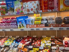 -来伊份(我格广场武宁路店)