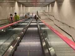 -红土地(地铁站)