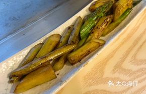 Butter Stir-Fried Asparagus