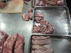 -标记美食新鲜猪杂(兴南大道店)