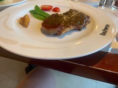 -爱丽丝牛排西餐厅(光谷步行街店)