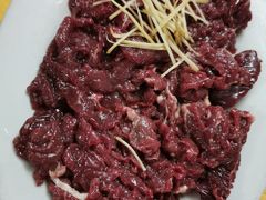 牛心顶-大戚饭店(泰华路店)